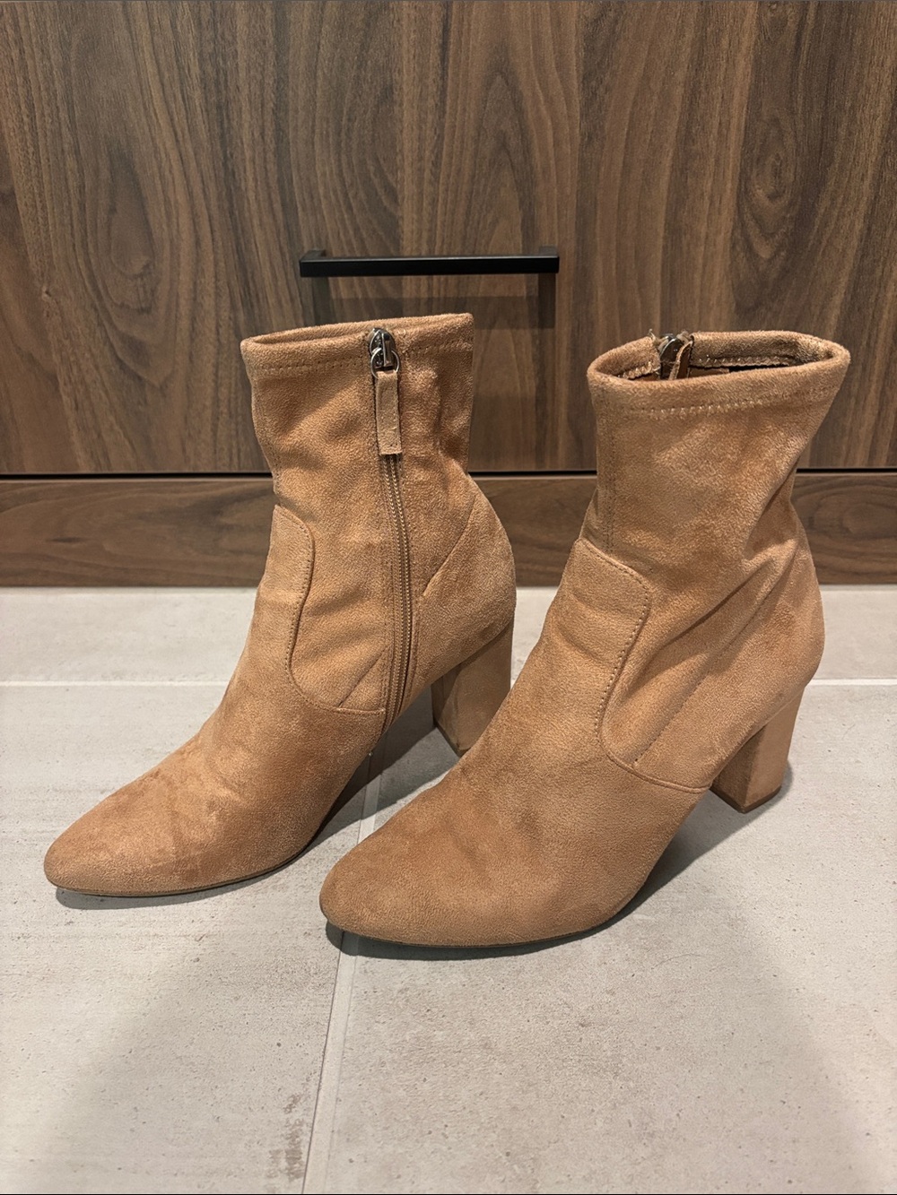 Steve Madden Tan Suede Mid-Heel Ankle Booties